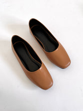 Load image into Gallery viewer, The Era Shoes Caramel
