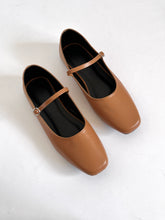 Load image into Gallery viewer, The Mia Shoes Caramel
