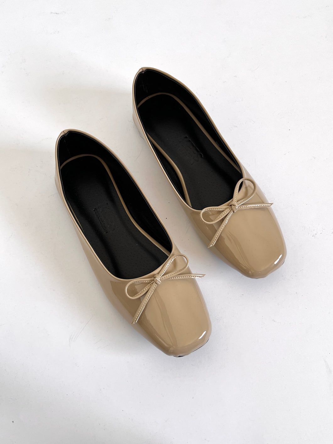 The Tali Shoes Patent Taupe