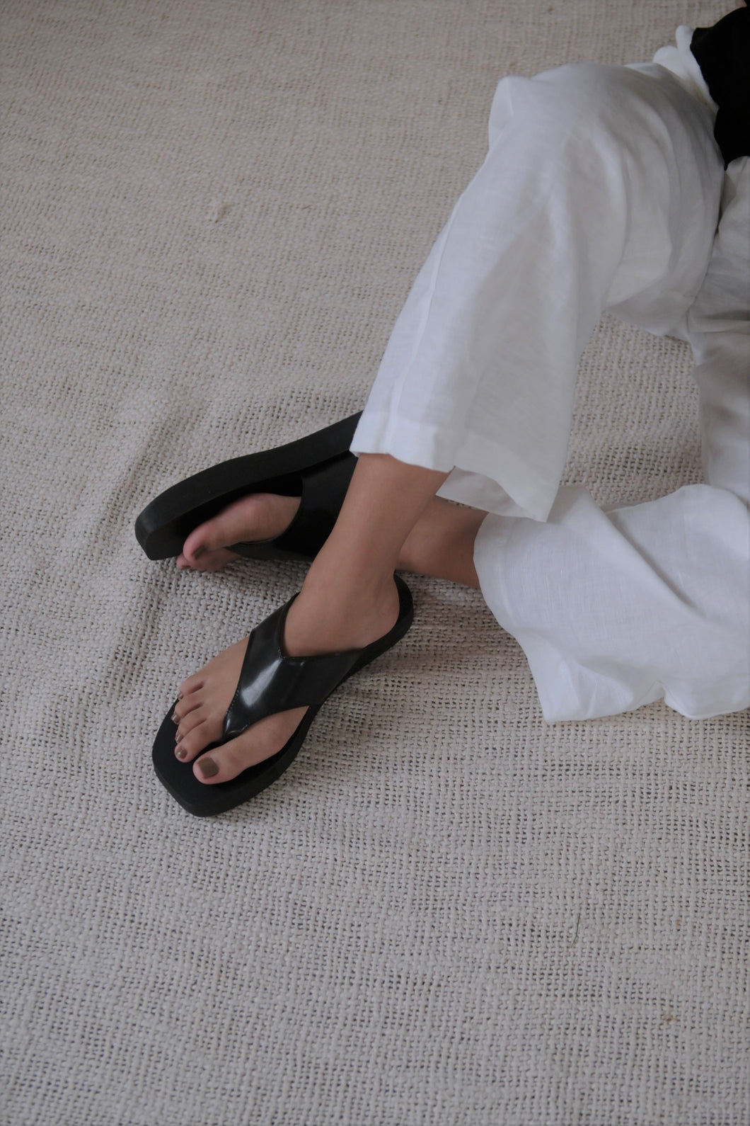 The Amor Sandal Black - KEES COLLECTION