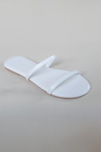 Load image into Gallery viewer, The Lani Flats White - KEES COLLECTION

