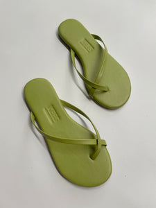 The Cona Flats Avocado - Limited Time Collection - KEES COLLECTION