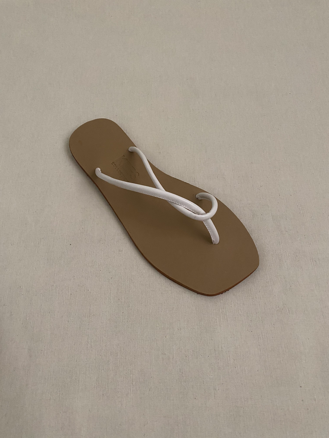 The Tori Flats White - KEES COLLECTION